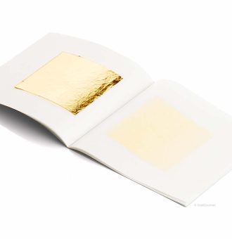 Büchlein mit essbarem Blattgold im Format 5x5 cm von GoldGourmet